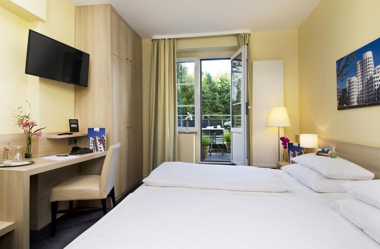 Hotel Am Hofgarten 뒤셀도르프 외부 사진